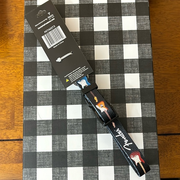 Medium-Perri's Pet Products Dog Collars FENDER GUITARS ADJUSTABLE DOG COLLAR - Picture 6 of 9